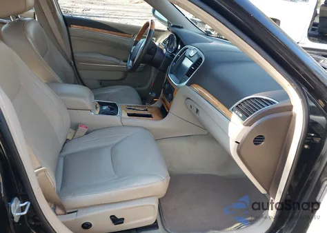 2012 Chrysler 300C from USA, damaged, VIN 2C3CCAET8CH141206